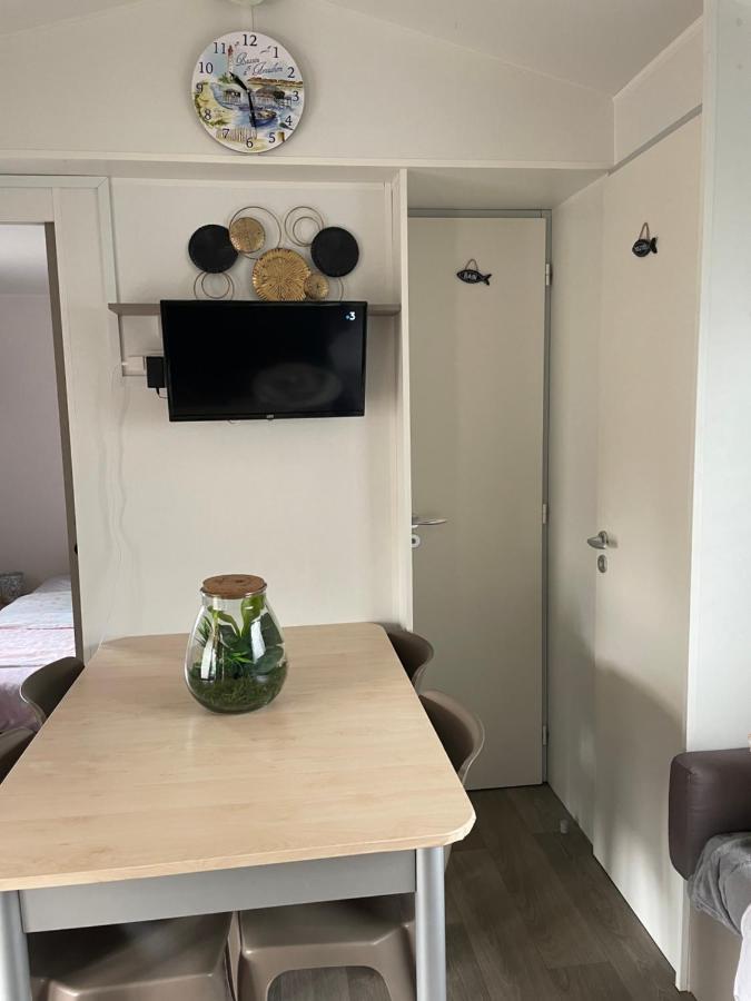 Mobil-Home 4/6 Personnes Dans Un Camping 4 Etoiles Леж-Кап-Ферре Екстер'єр фото